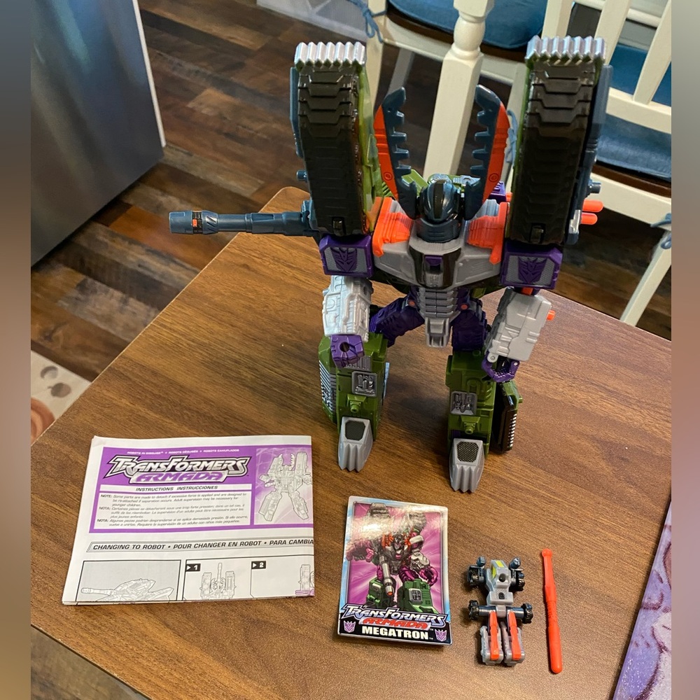 2002 Transformer Armada Megatron Figure